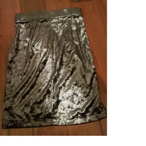 Shimmery velour black skirt - Picture 3 of 3